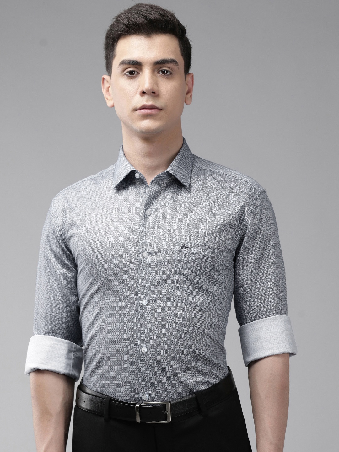 Arrow Men Blue Originals Slim Fit Micro Ditsy Opaque Printed Pure Cotton Formal Shirt
Arrow Men Blue Originals Slim Fit Micro Ditsy Opaque Printed Pure Cotton Formal Shirt
