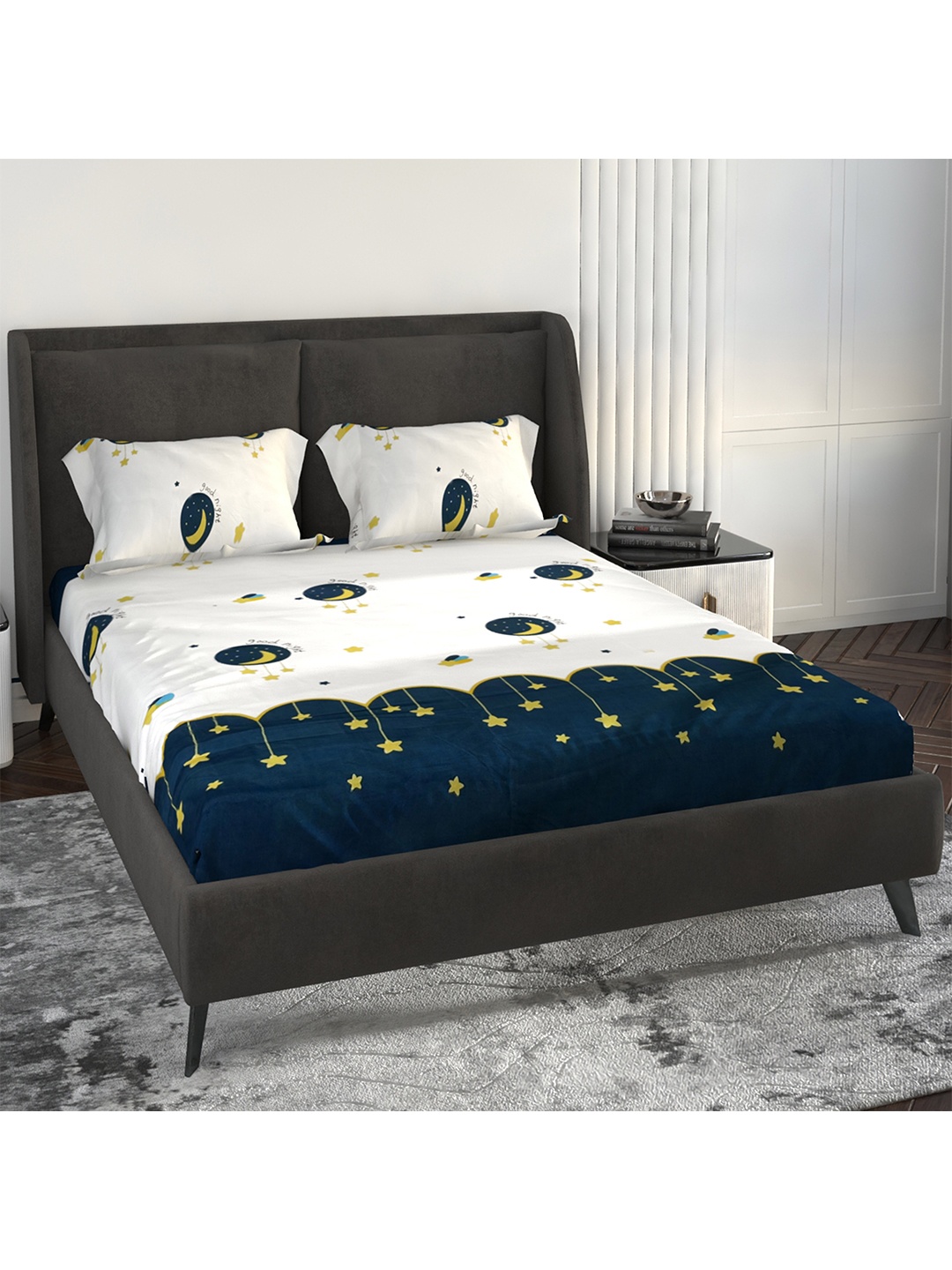 LABHAM White & Navy Blue Conversational 180 TC Cotton King Bedsheet with 2 Pillow Covers
LABHAM White & Navy Blue Conversational 180 TC Cotton King Bedsheet with 2 Pillow Covers