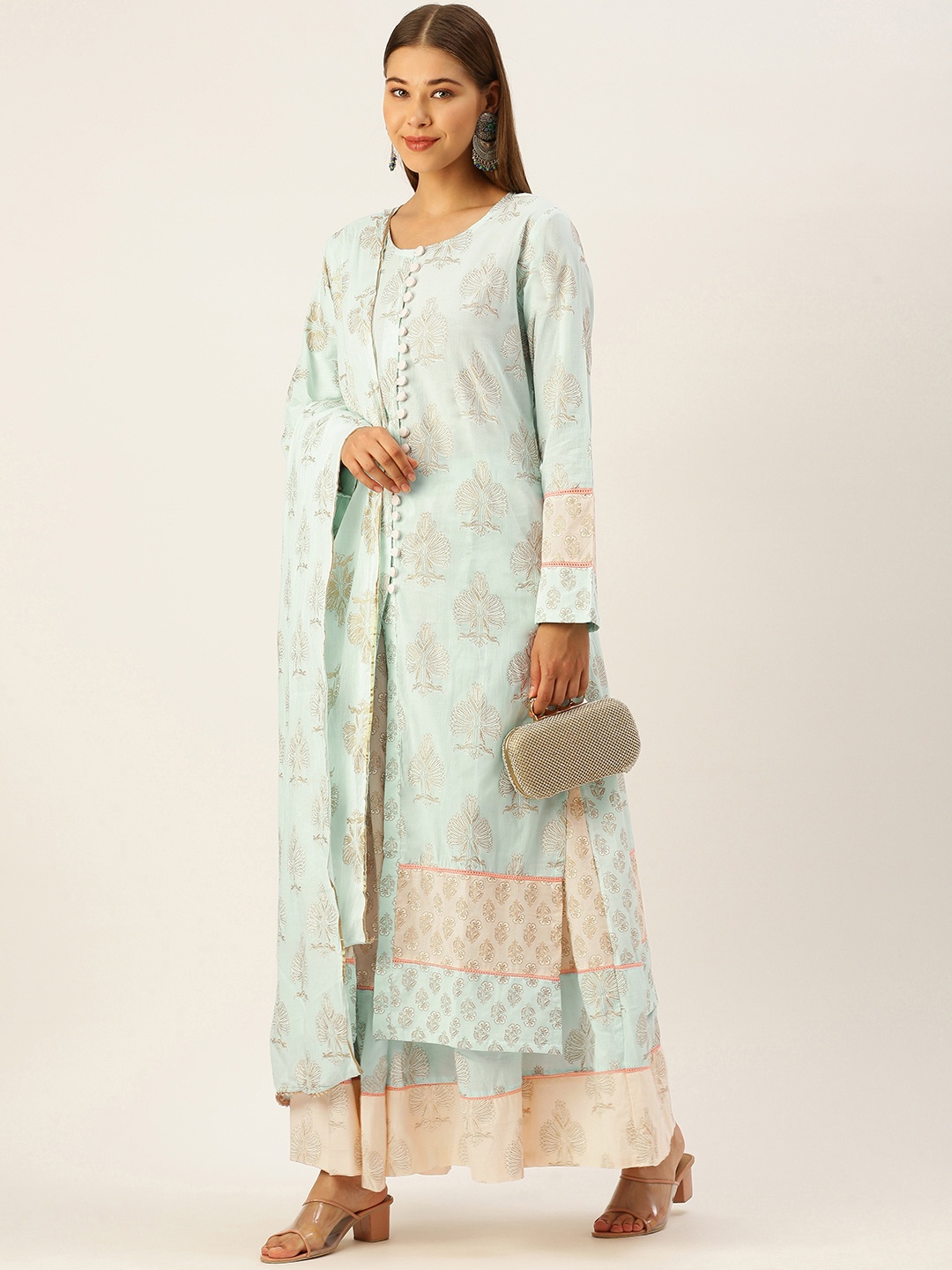 MAAND Women Blue & Gold Floral Printed Sequinned Cotton Straight Kurta Trousers Dupatta
MAAND Women Blue & Gold Floral Printed Sequinned Cotton Straight Kurta Trousers Dupatta