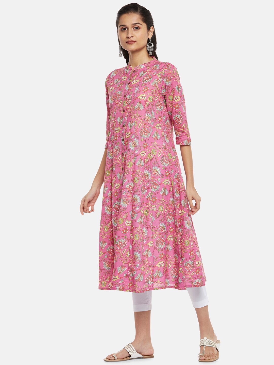 RANGMANCH BY PANTALOONS Women Pink Ethnic Motifs Printed Mirror Work Anarkali Kurta
RANGMANCH BY PANTALOONS Women Pink Ethnic Motifs Printed Mirror Work Anarkali Kurta