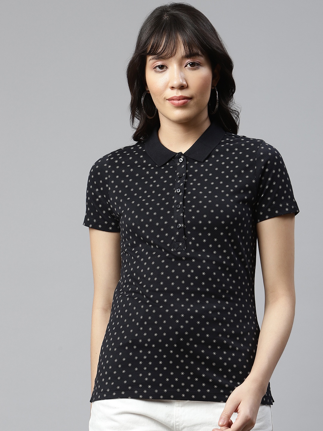 Marks & Spencer Women Navy Blue & Off-White Pure Cotton Printed Polo Collar T-shirt
Marks & Spencer Women Navy Blue & Off-White Pure Cotton Printed Polo Collar T-shirt