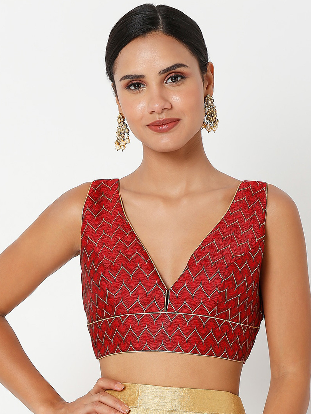 SALWAR STUDIO Women Maroon Woven-Design Brocade Saree Blouse 
SALWAR STUDIO Women Maroon Woven-Design Brocade Saree Blouse