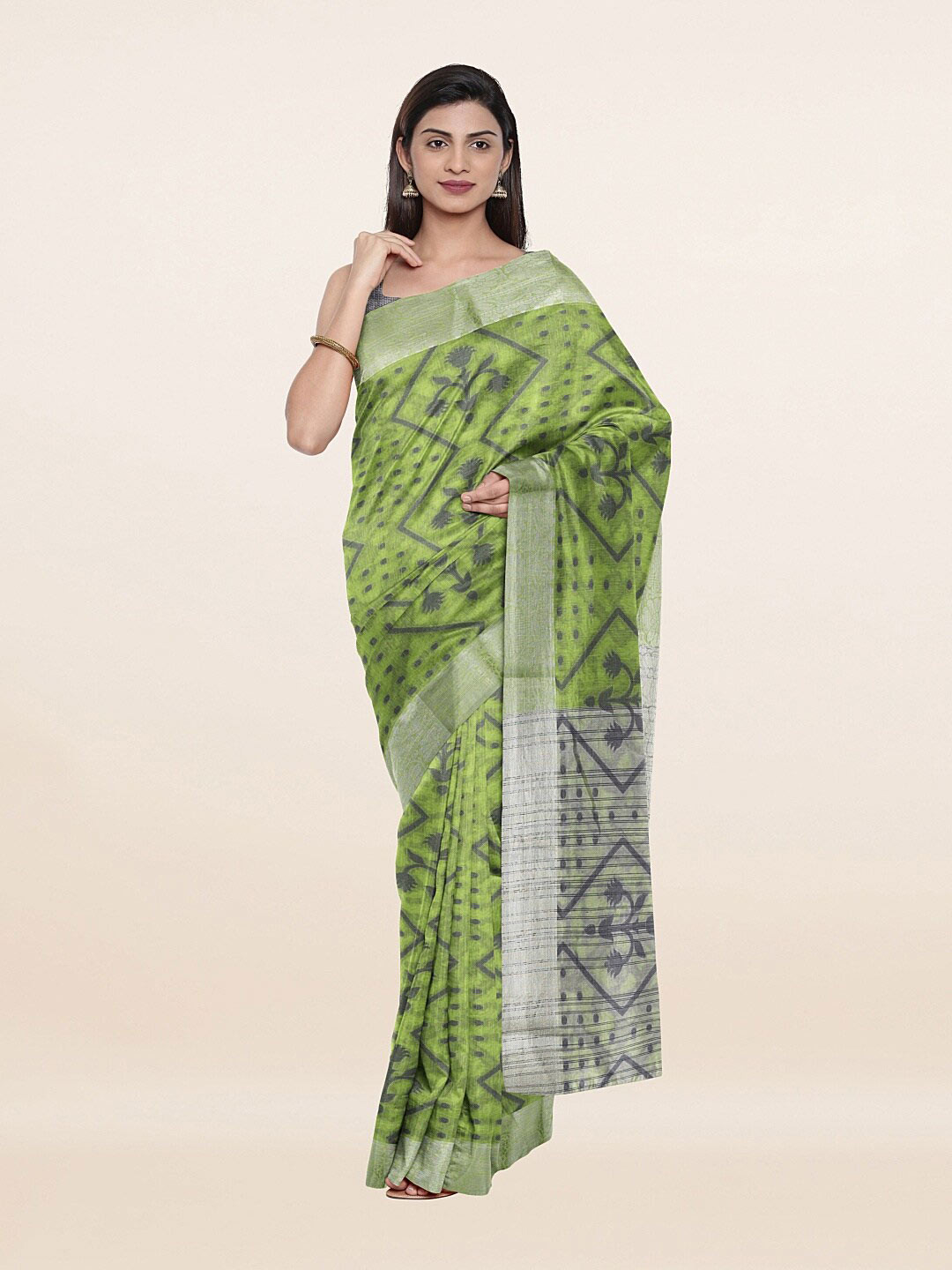 Pothys Women Green Sarees
Pothys Women Green Sarees