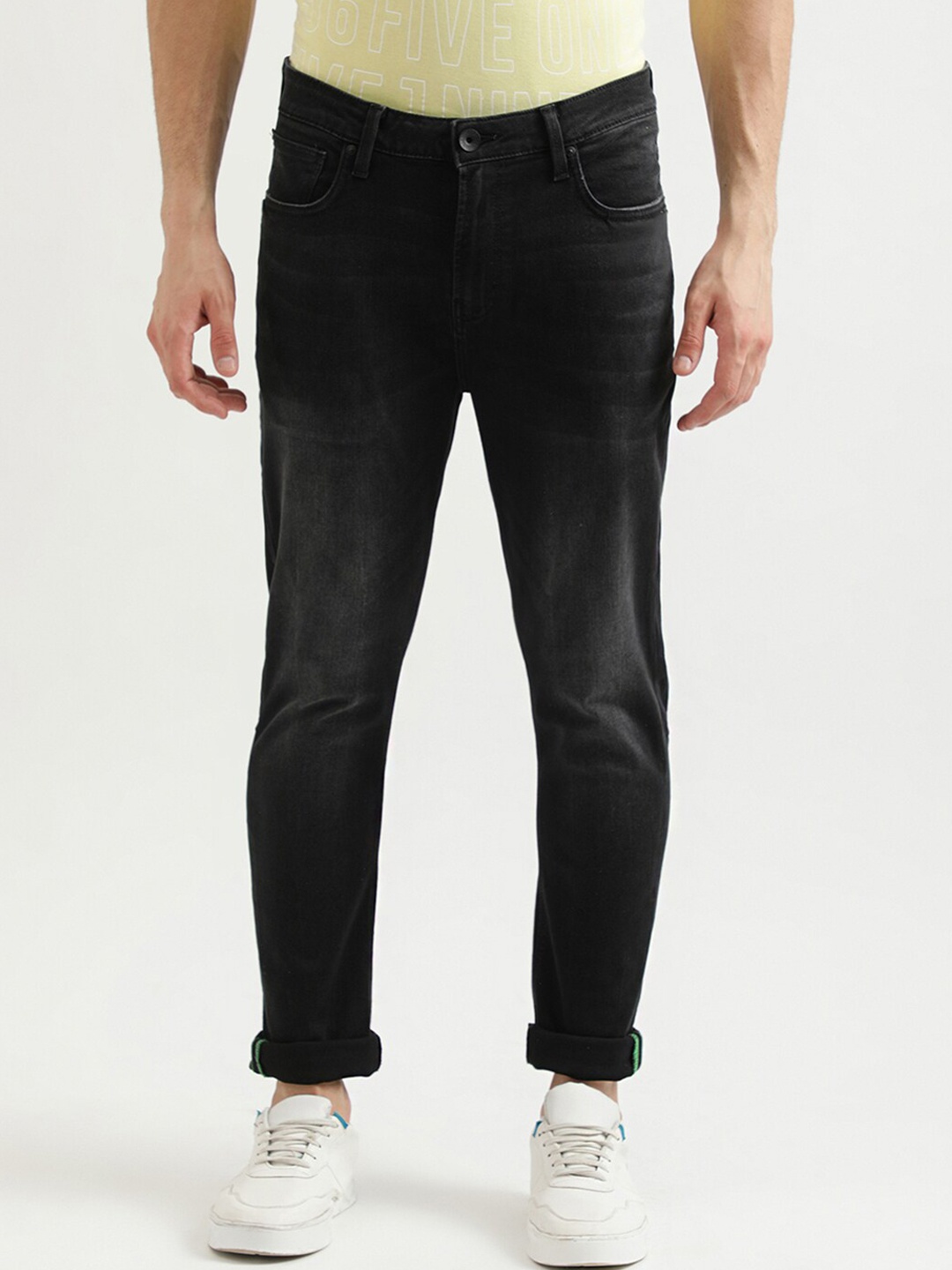 United Colors of Benetton Men Black Mildly Distressed Light Fade Stretchable Jeans, Navy blue
United Colors of Benetton Men Black Mildly Distressed Light Fade Stretchable Jeans, Navy blue