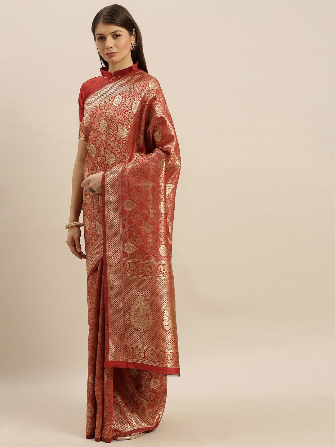 SHAVYA Women Red Sarees