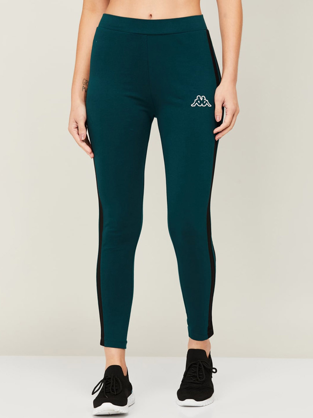 Kappa Women Green Solid Cotton Tights