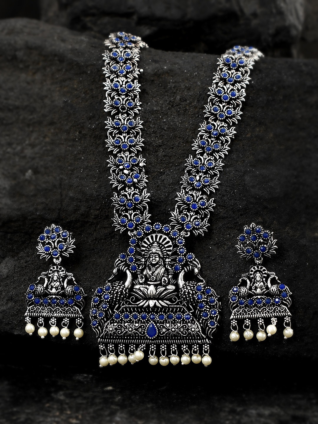 AQUASTREET JEWELS Silver Oxidised Plated Handcrafted Divine Lakshmi on Peacock Stone Necklace Set
AQUASTREET JEWELS Silver Oxidised Plated Handcrafted Divine Lakshmi on Peacock Stone Necklace Set