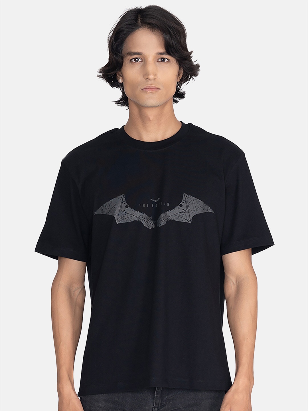 SMUGGLERZ INC Men Black Typography Batman Printed Bio Finish Applique Oversized T-shirt with Mask
SMUGGLERZ INC Men Black Typography Batman Printed Bio Finish Applique Oversized T-shirt with Mask