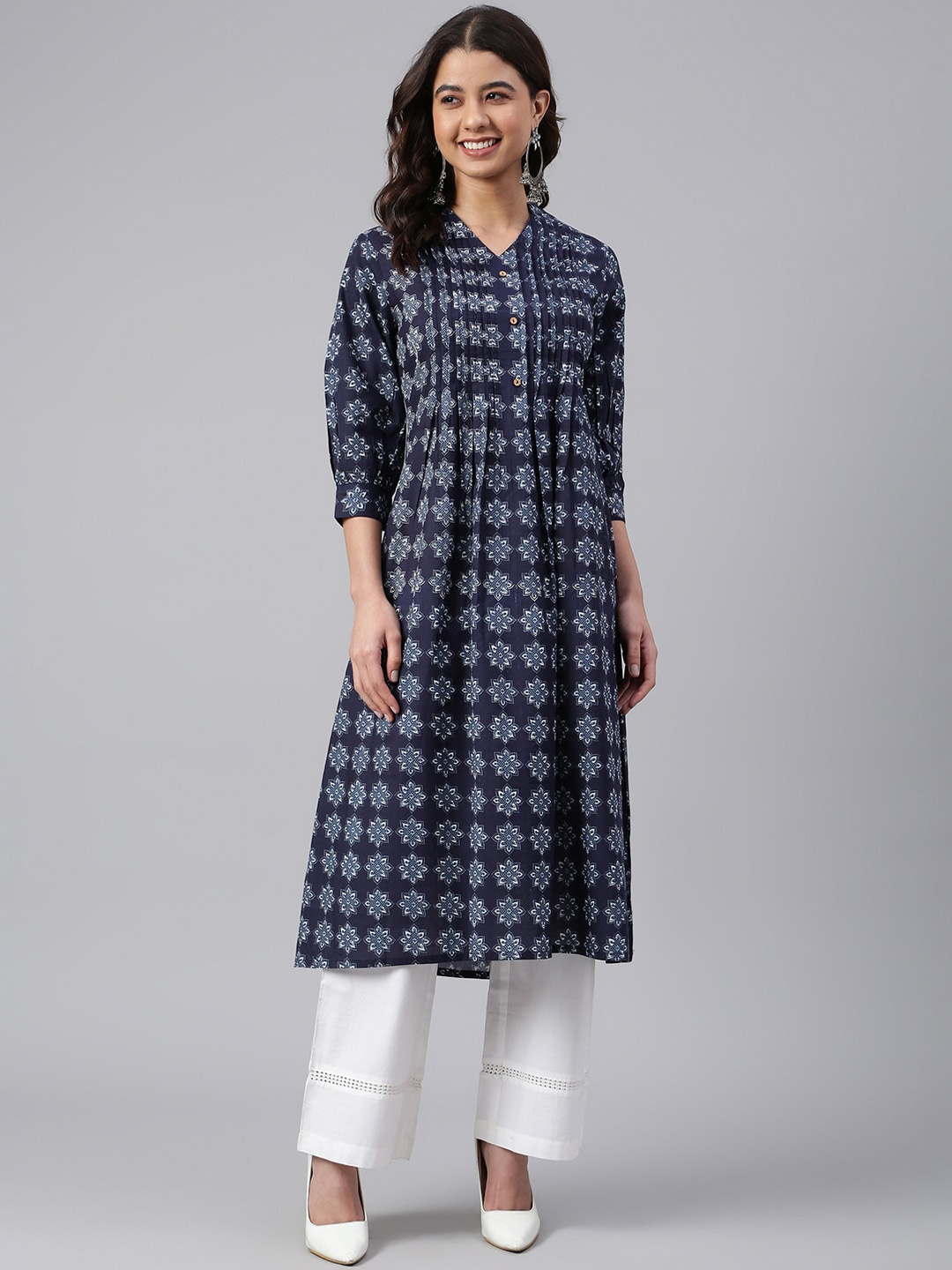 Janasya Women Navy Blue Cotton Floral Print A-line Kurta