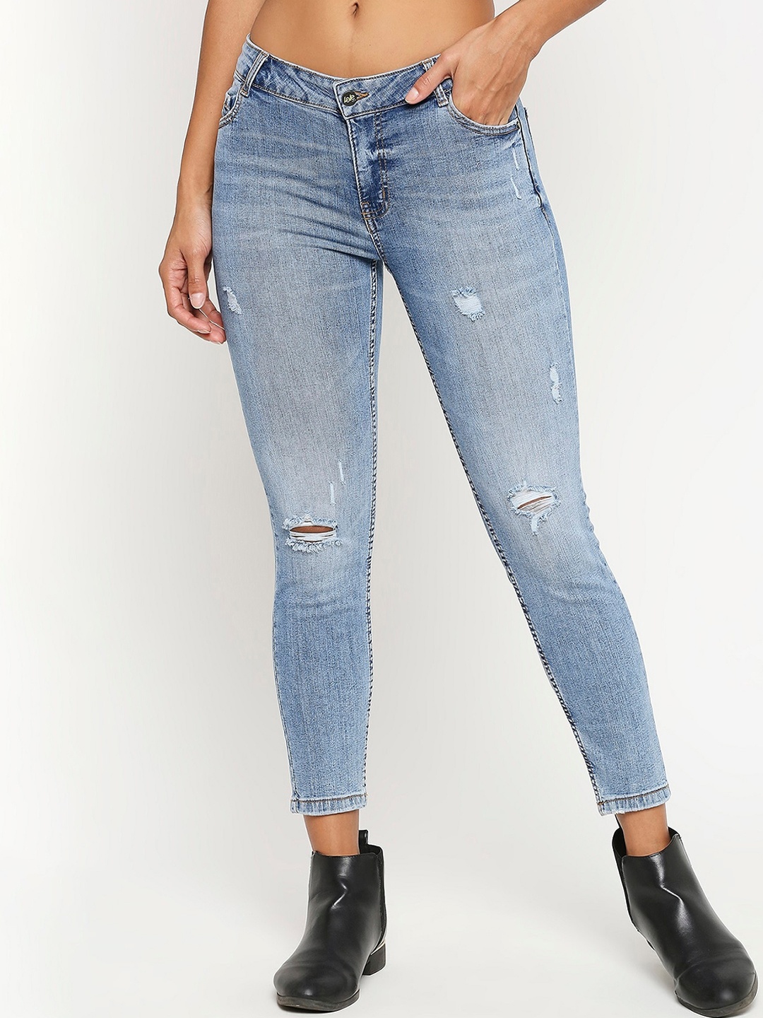 LOVEGEN Women Blue Comfort Skinny Fit Mildly Distressed Light Fade Stretchable Jeans
LOVEGEN Women Blue Comfort Skinny Fit Mildly Distressed Light Fade Stretchable Jeans