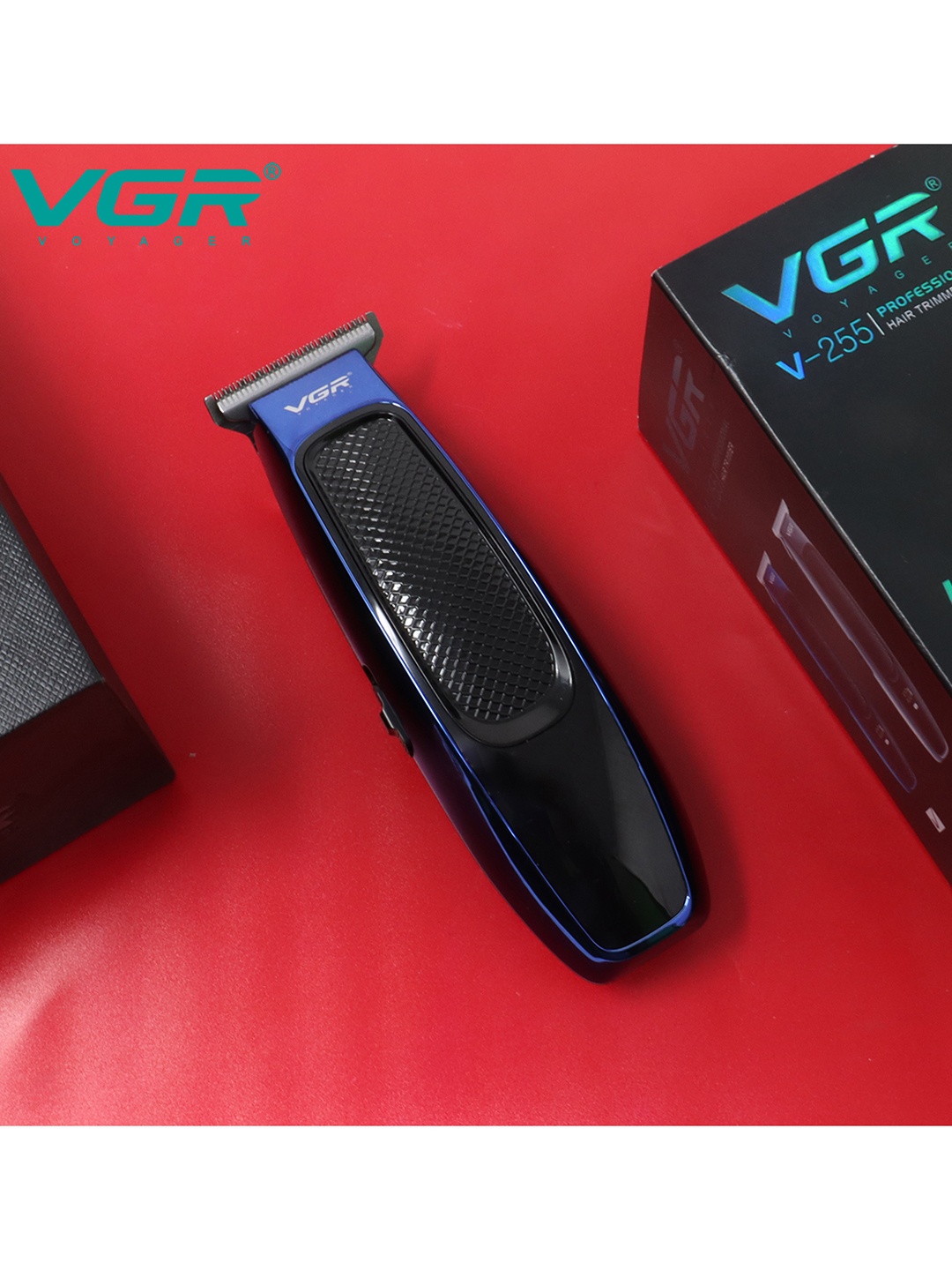 VGR Men V-255 Hair & Beard Trimmer with LED Display & IPX7 Waterproof - Blue & Black
VGR Men V-255 Hair & Beard Trimmer with LED Display & IPX7 Waterproof - Blue & Black