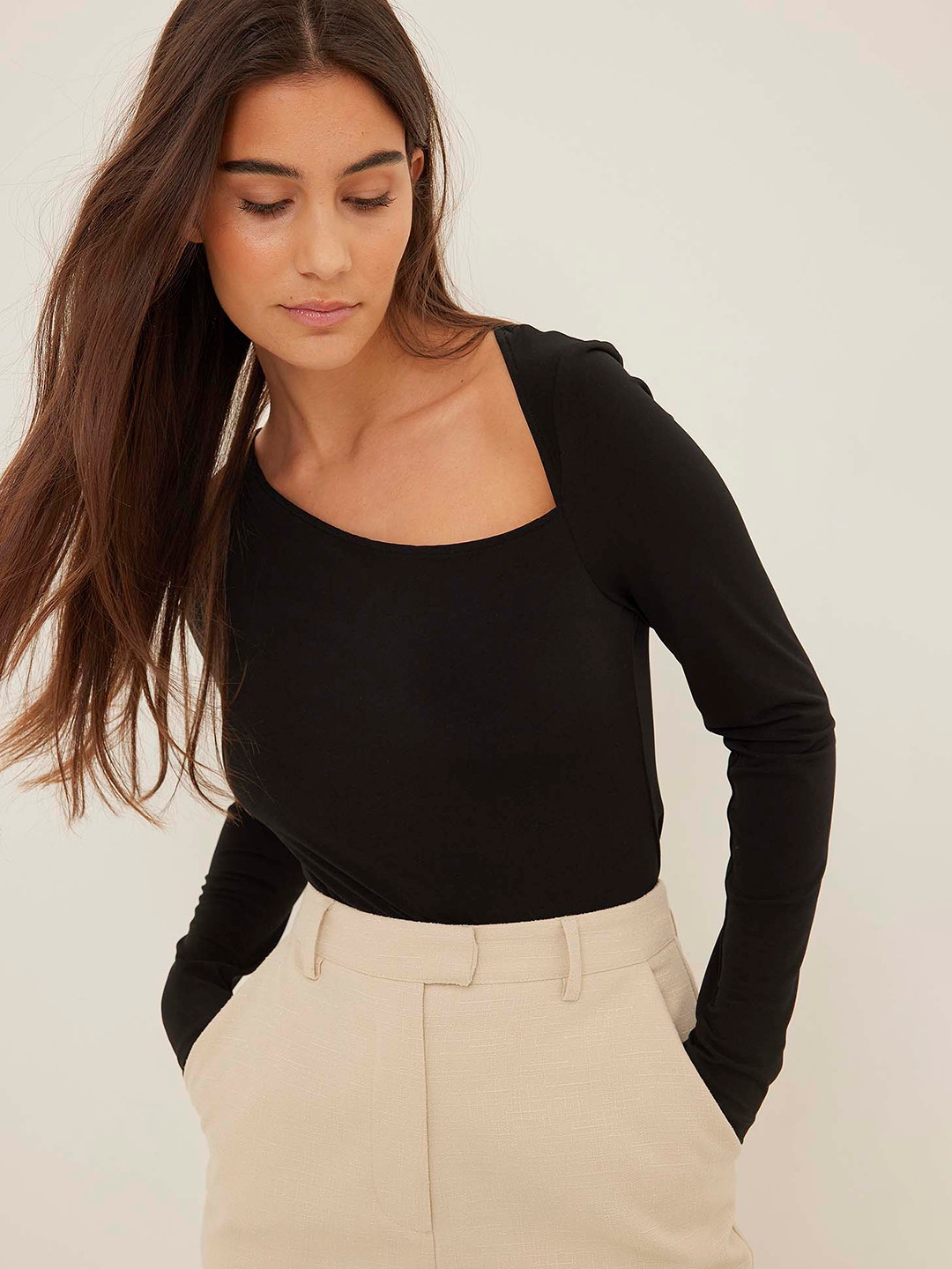 NA-KD Black Solid Top 
NA-KD Black Solid Top