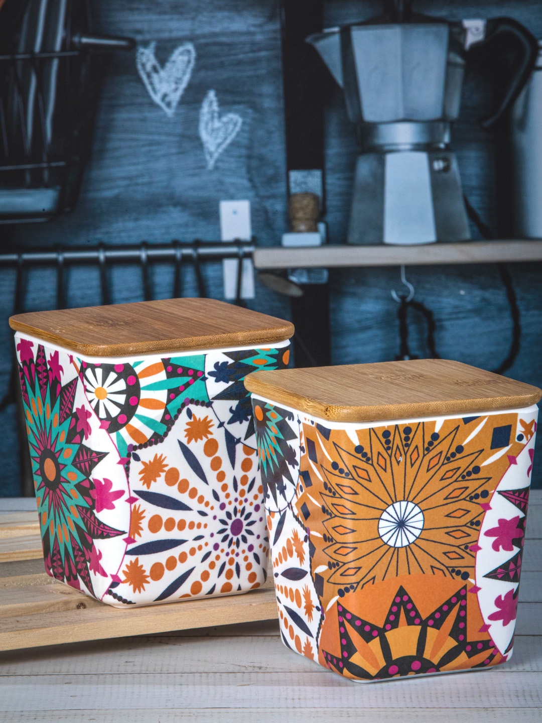 StehlenSet Of 3 Orange & White Printed Melamine Storage Canister With Airtight Wooden Lid, Multi
StehlenSet Of 3 Orange & White Printed Melamine Storage Canister With Airtight Wooden Lid, Multi