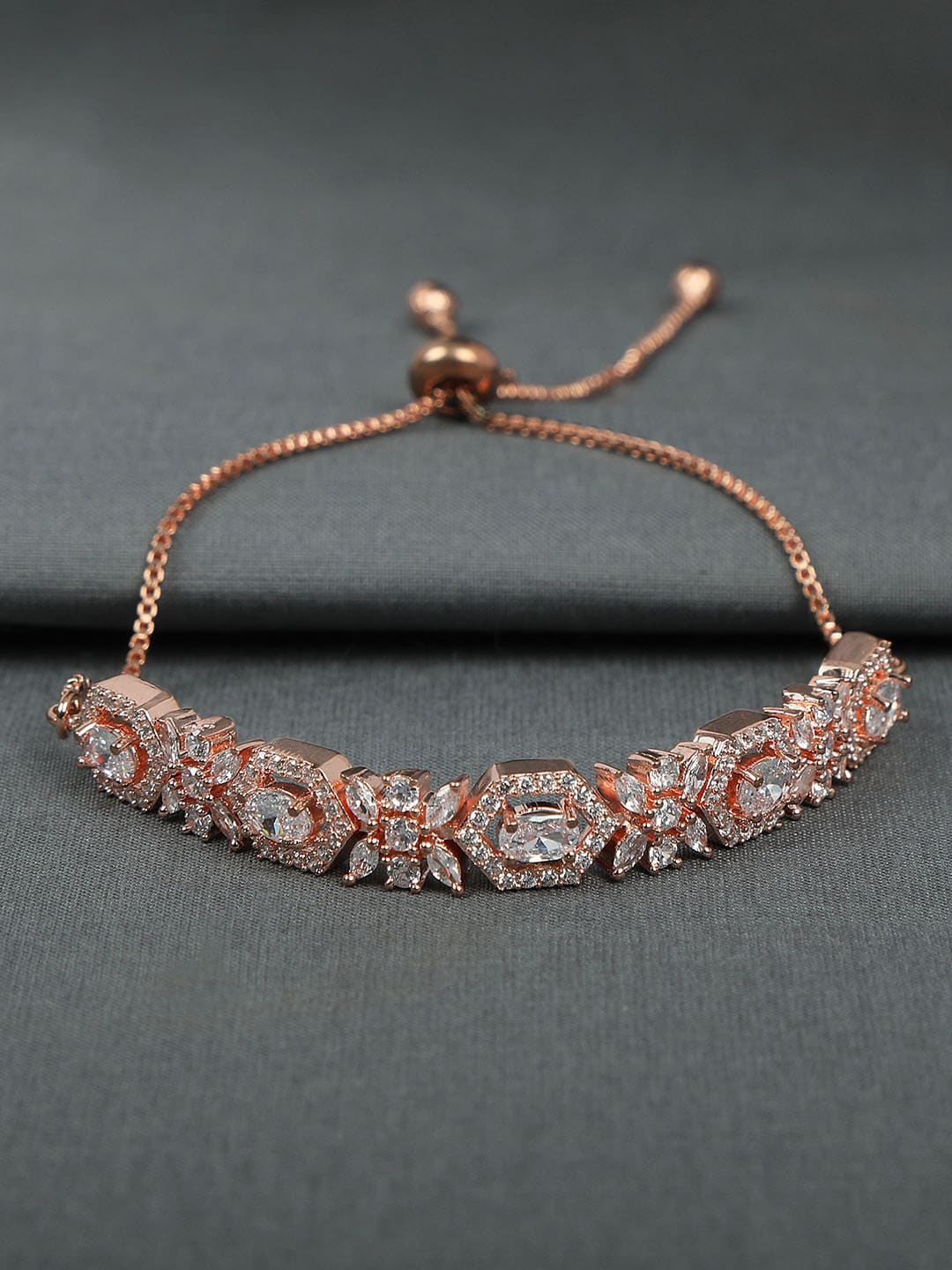 AccessHer Women Gold-Toned & White Brass American Diamond Handcrafted Gold-Plated Bracelet
AccessHer Women Gold-Toned & White Brass American Diamond Handcrafted Gold-Plated Bracelet