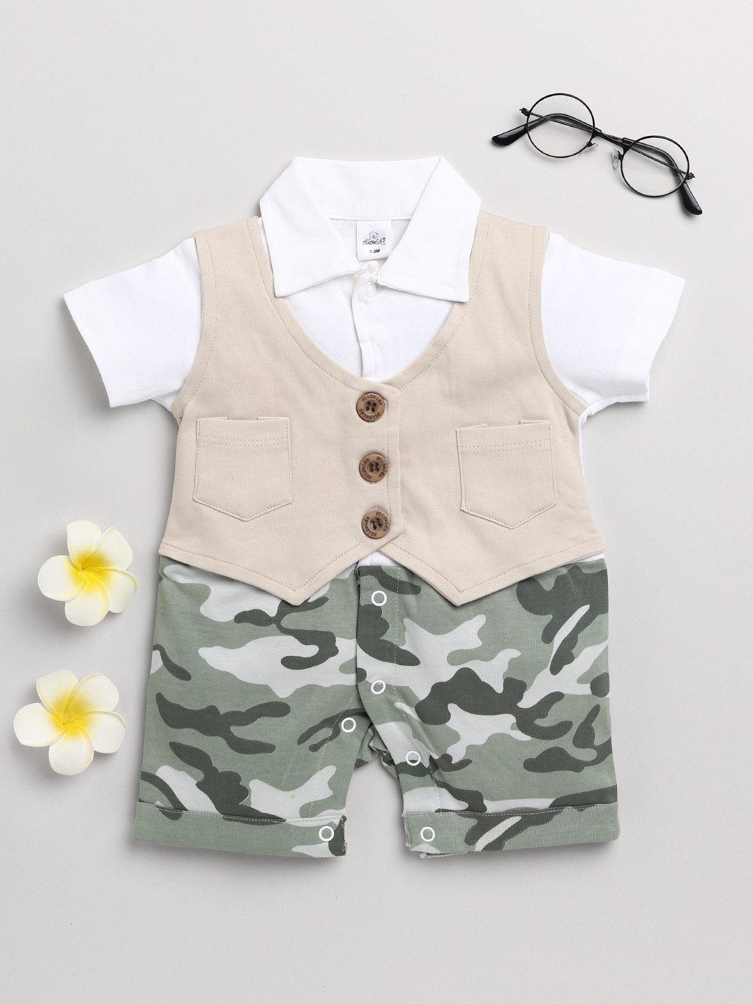 Olio Kids Infant Boys Green Boys Printed Cotton Rompers
Olio Kids Infant Boys Green Boys Printed Cotton Rompers