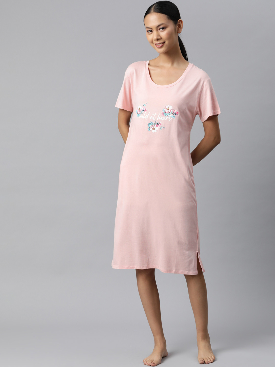 Marks & Spencer Pink & White Floral Printed Nightdress
Marks & Spencer Pink & White Floral Printed Nightdress