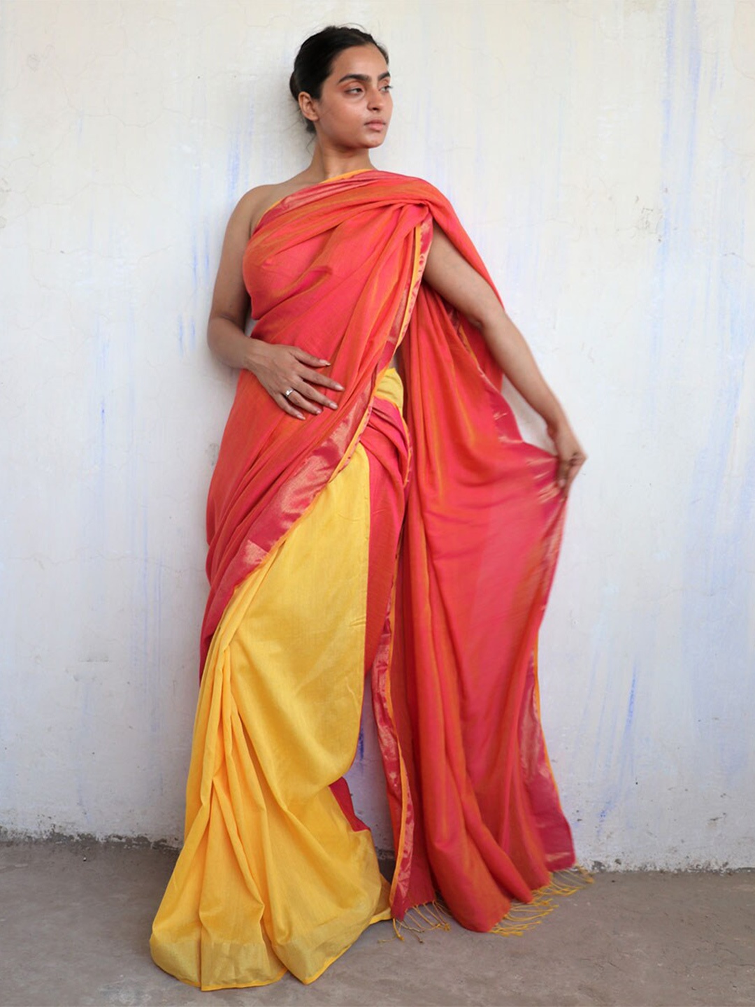 Chidiyaa Colourblocked Saree, Orange