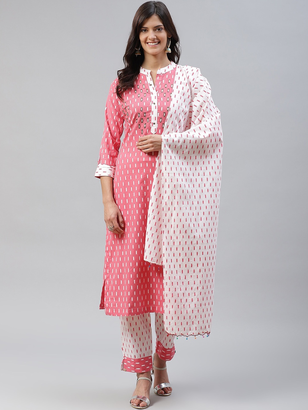 HIGHLIGHT FASHION EXPORT Women Pink Ethnic Motifs Printed Panelled Zardozi Kurta with Trousers & With
HIGHLIGHT FASHION EXPORT Women Pink Ethnic Motifs Printed Panelled Zardozi Kurta with Trousers & With