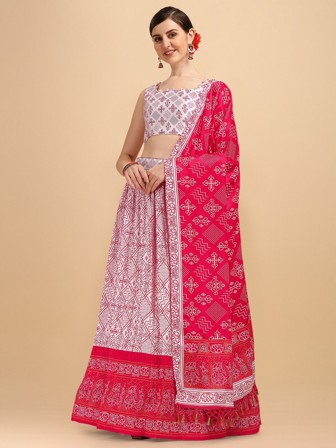 Amrutam Fab White & Pink Printed Semi-Stitched Lehenga & Unstitched Blouse With Dupatta
Amrutam Fab White & Pink Printed Semi-Stitched Lehenga & Unstitched Blouse With Dupatta