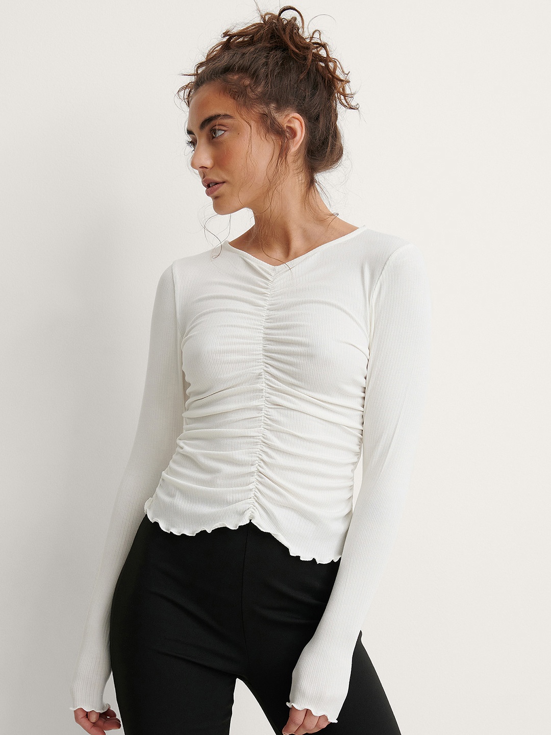 NA-KD Off White Solid Ruched Top