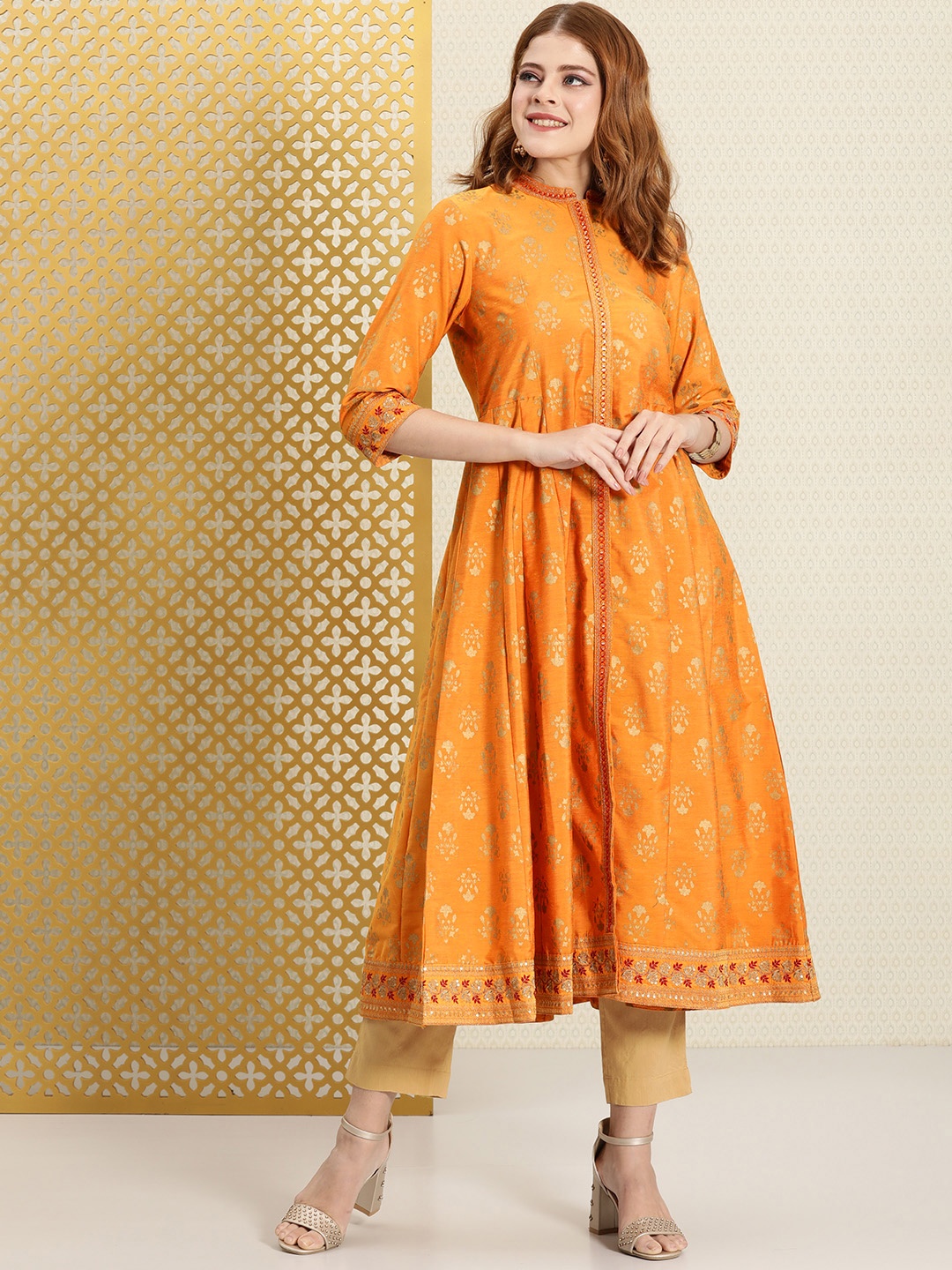 House of Pataudi Women Jashn Printed Anarkali Kurta With Embroidery Highlights, Orange
House of Pataudi Women Jashn Printed Anarkali Kurta With Embroidery Highlights, Orange
