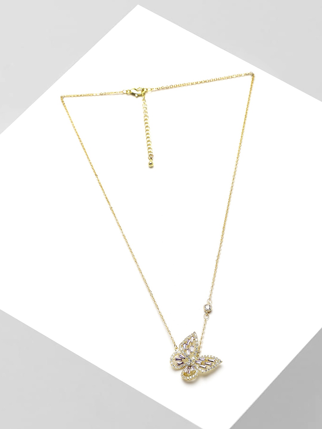 AVANT-GARDE PARIS Gold-Plated & White Stone-Studded Butterfly-Charm Pendant With Chain
AVANT-GARDE PARIS Gold-Plated & White Stone-Studded Butterfly-Charm Pendant With Chain