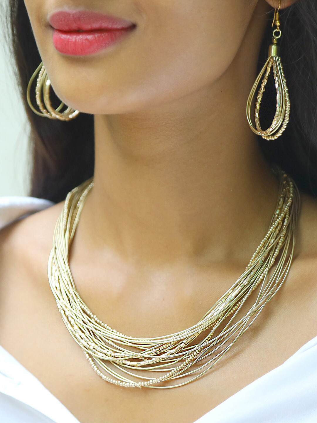 Ayesha Gold-Toned Beaded Multilayered Jewellery Set 
Ayesha Gold-Toned Beaded Multilayered Jewellery Set