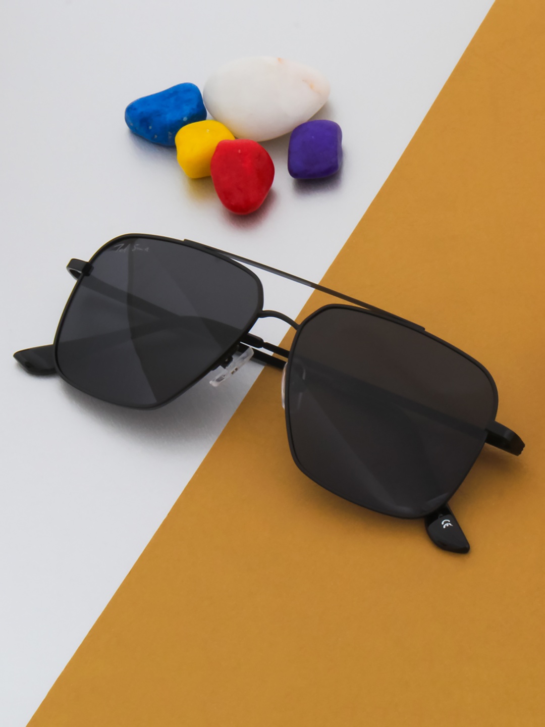 Ted Smith Unisex Black Lens & Black Aviator Sunglasses with Polarised and UV Protected Lens
Ted Smith Unisex Black Lens & Black Aviator Sunglasses with Polarised and UV Protected Lens
