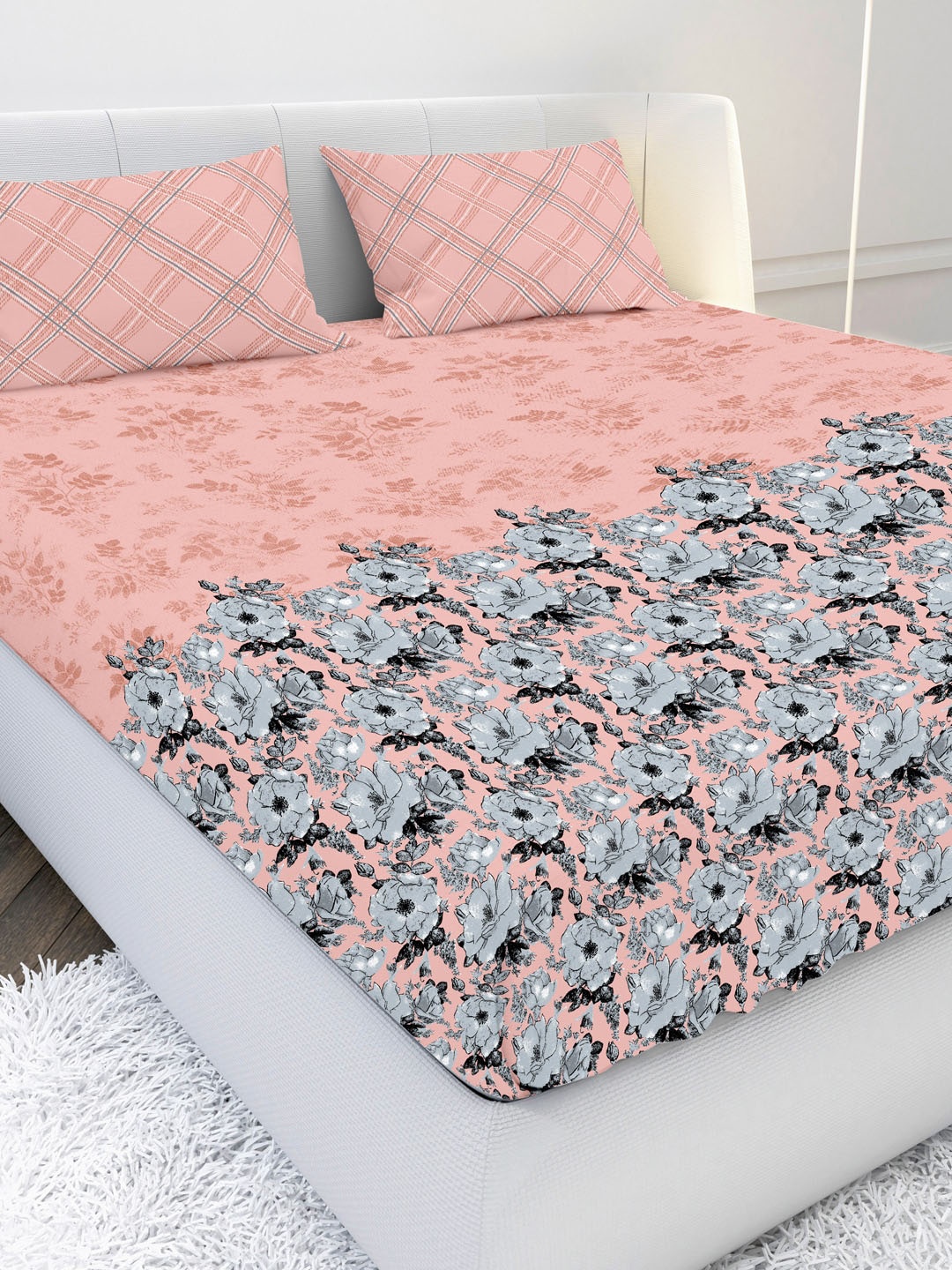 MAYFAIR HOMES LONDON Peach-Coloured & Blue Floral 210 TC King Bedsheet with 2 Pillow Covers
MAYFAIR HOMES LONDON Peach-Coloured & Blue Floral 210 TC King Bedsheet with 2 Pillow Covers