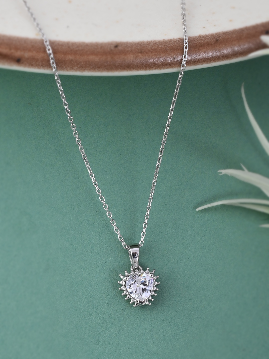 Studio Voylla 925 Sterling Silver American Diamond CZ Exquisite Stone Fabricated Pendant
Studio Voylla 925 Sterling Silver American Diamond CZ Exquisite Stone Fabricated Pendant