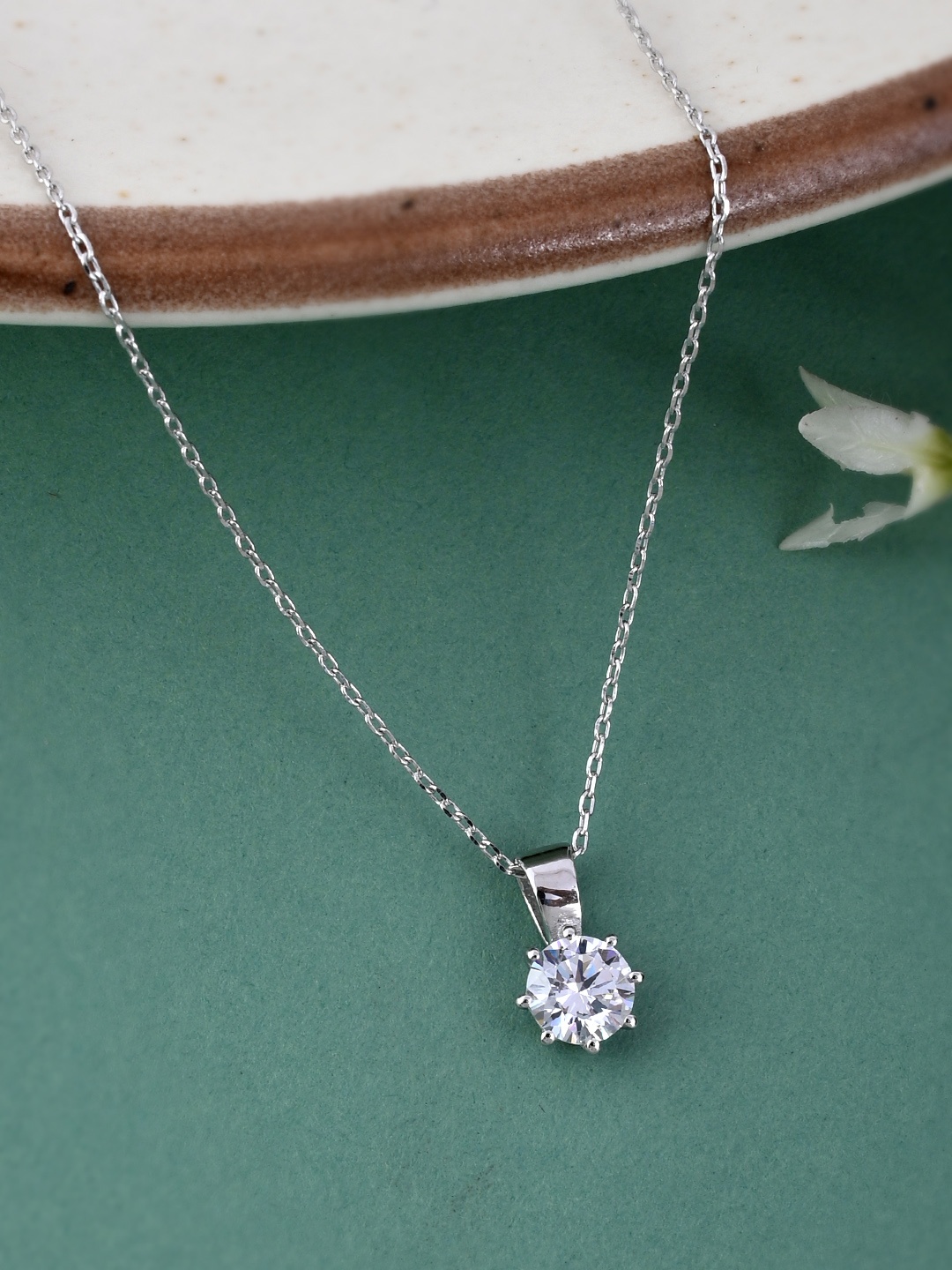Studio Voylla 925 Sterling Silver American Diamond CZ Classic White Shimmer Stone Crafted Pendant
Studio Voylla 925 Sterling Silver American Diamond CZ Classic White Shimmer Stone Crafted Pendant