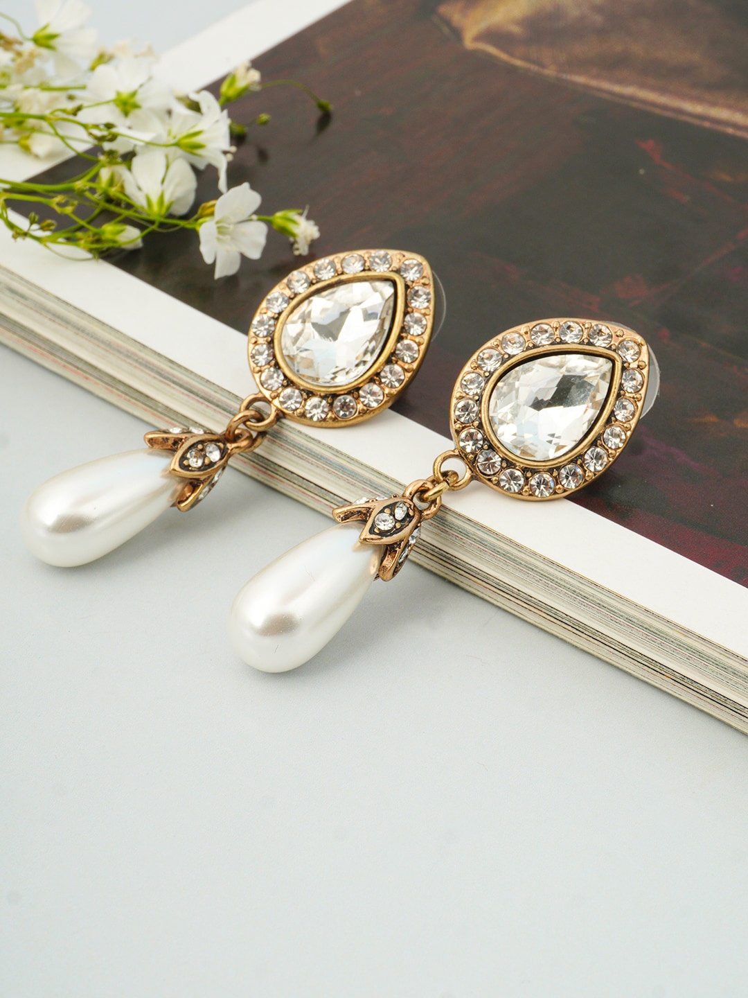 Emmie Women White Contemporary Drop Earrings