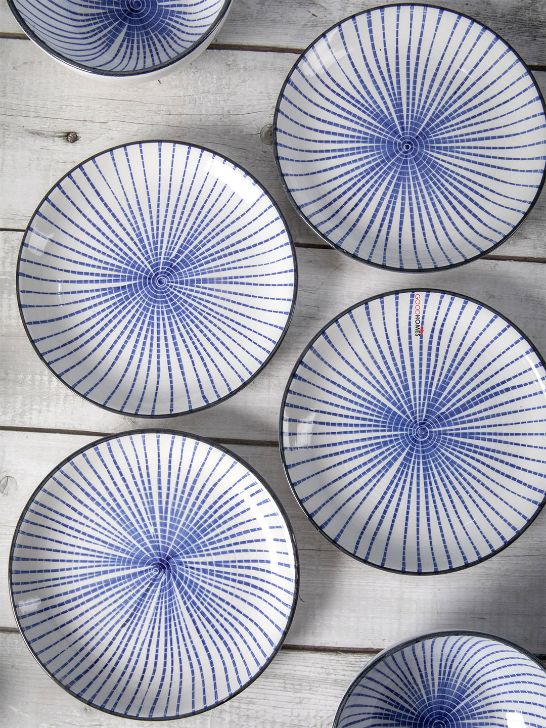 GOODHOMES White & Blue Set of 4 Printed Dishwasher & Microwave safe Stoneware Matte Plates 
GOODHOMES White & Blue Set of 4 Printed Dishwasher & Microwave safe Stoneware Matte Plates