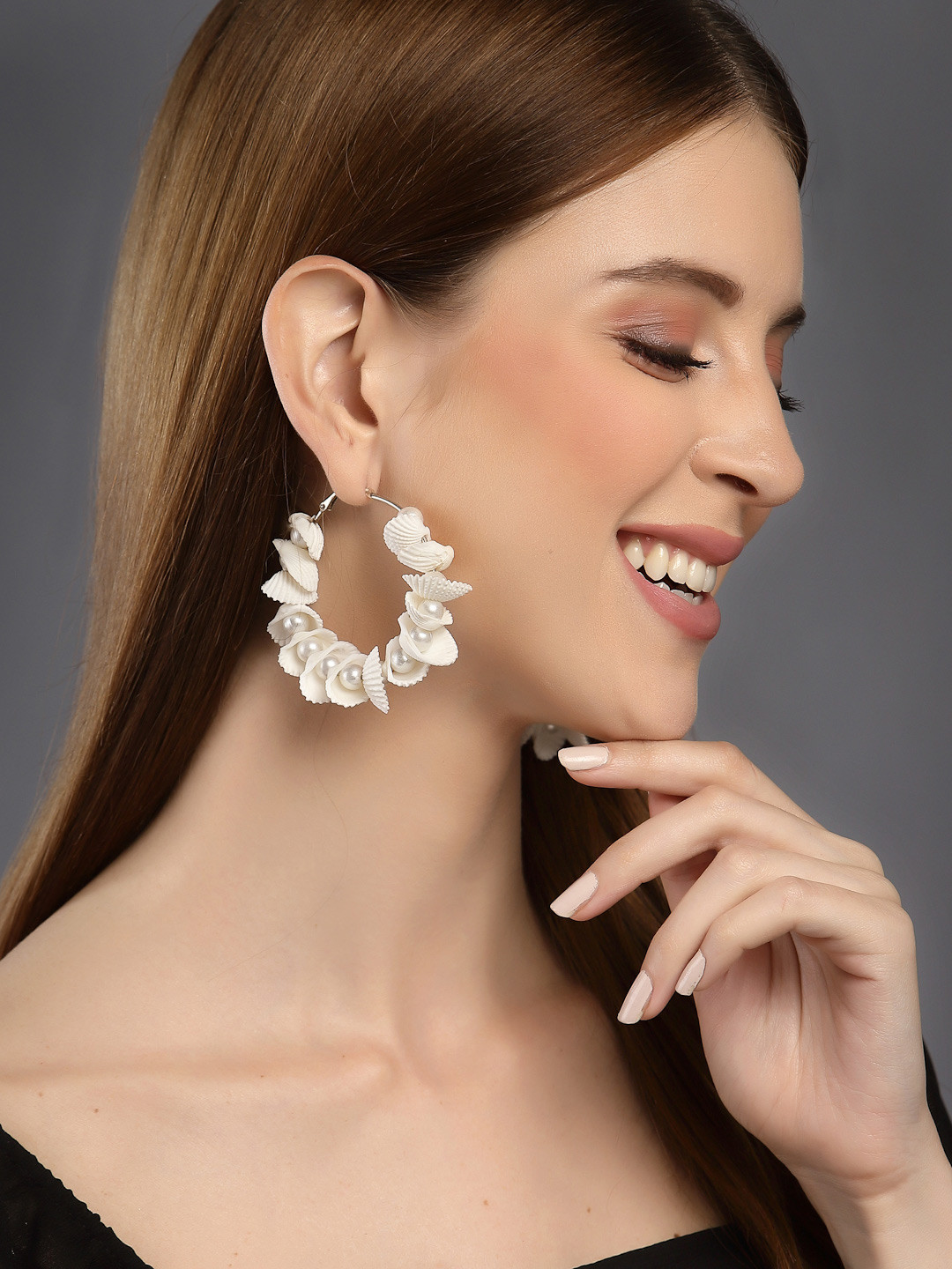 VOGUE PANASH Silver Plated & White Circular Hoop Earrings
VOGUE PANASH Silver Plated & White Circular Hoop Earrings