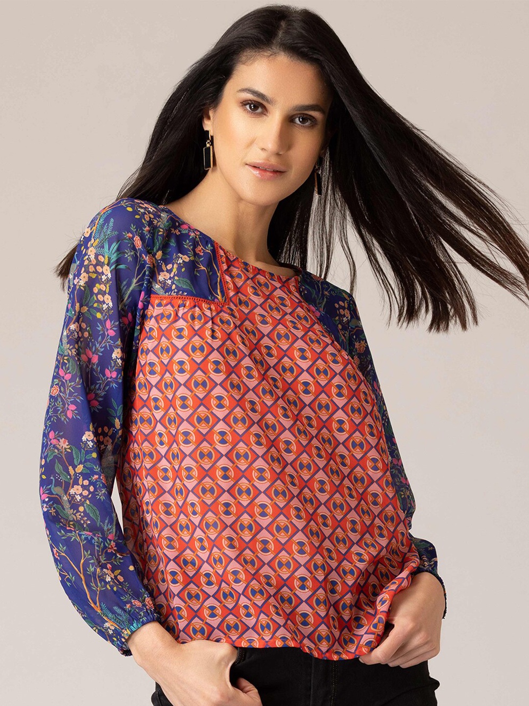 SHAYE Blue & Red Floral Print Georgette Top