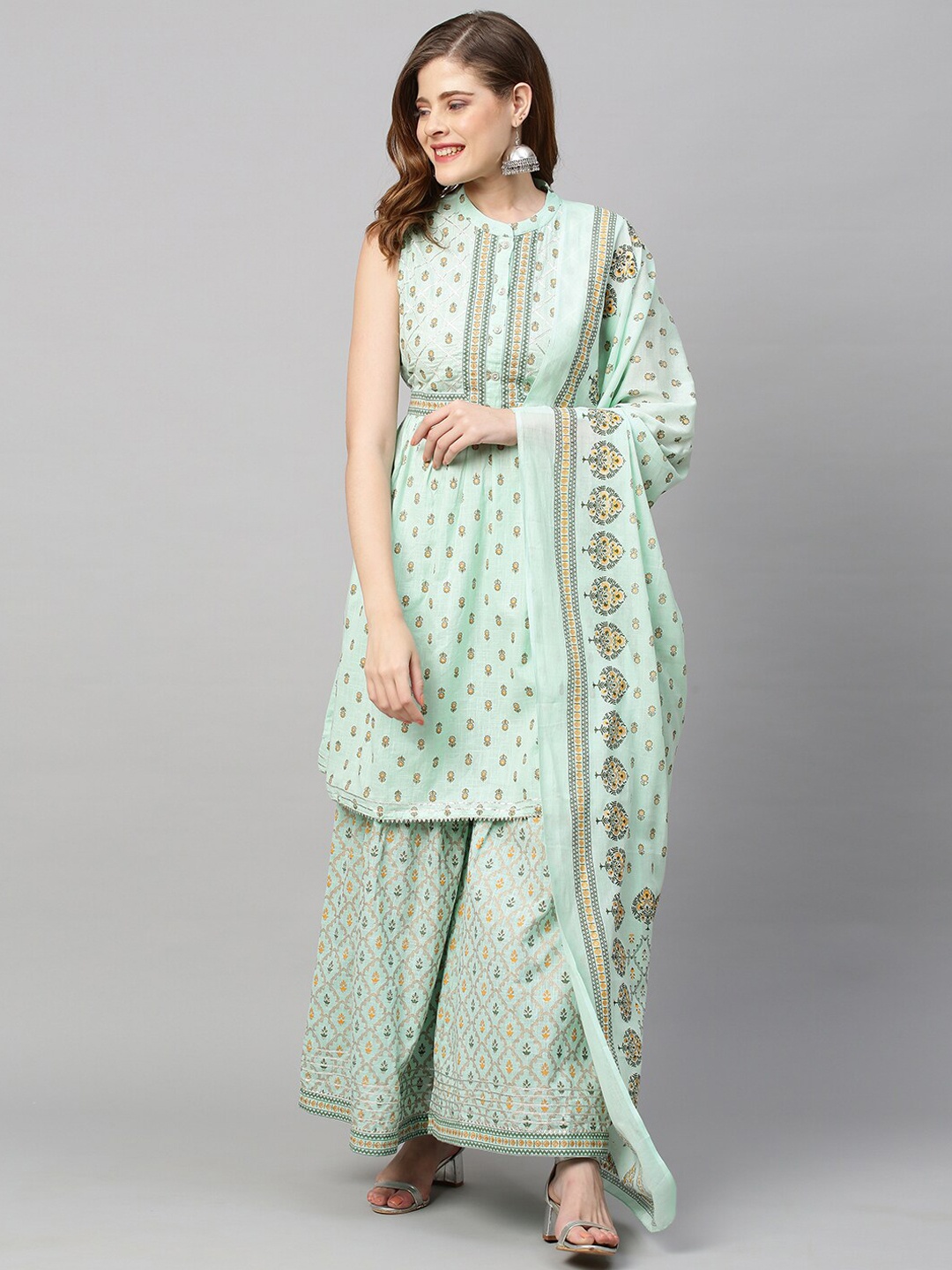 FASHOR Women Green Ethnic Motifs Printed Pleated Gotta Patti Pure Cotton Kurta with Palazzos & With Dupatta
FASHOR Women Green Ethnic Motifs Printed Pleated Gotta Patti Pure Cotton Kurta with Palazzos & With Dupatta