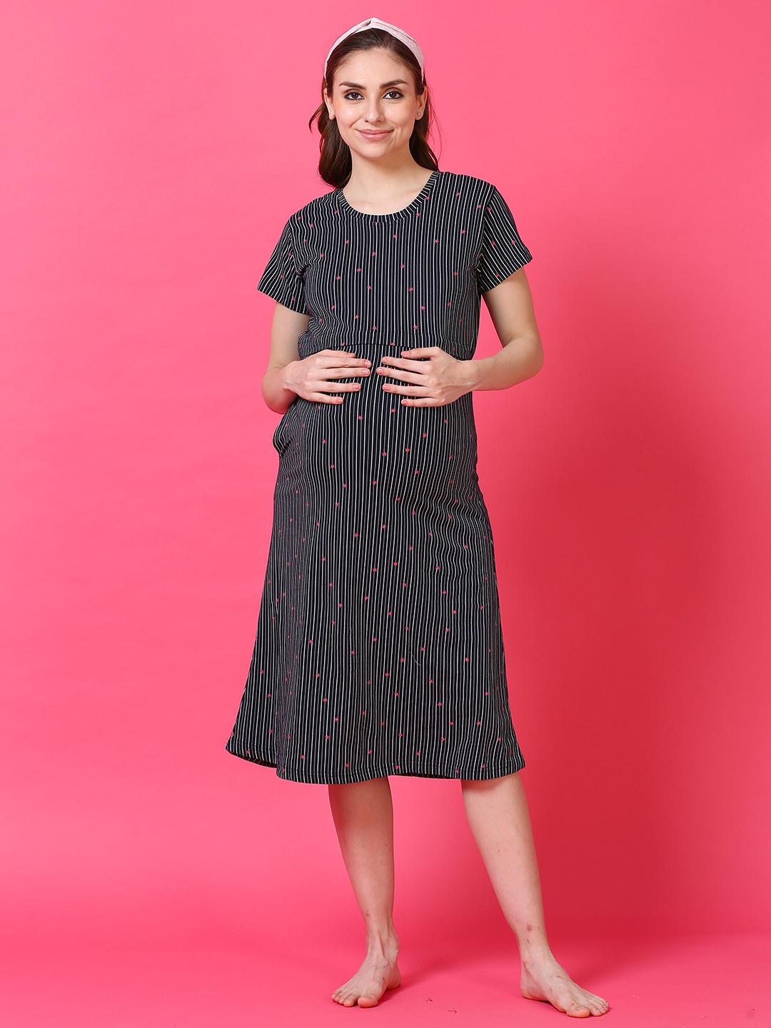 9shines Label Women Hosiery Cotton Knee Length Feeding Maternity Nightdress, Navy blue
9shines Label Women Hosiery Cotton Knee Length Feeding Maternity Nightdress, Navy blue