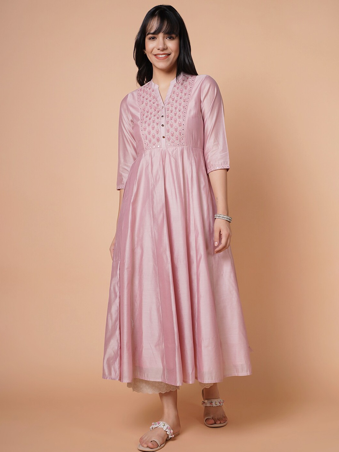 BARARA ETHNIC Pink Ethnic Motifs Embellished Mirror Work Chanderi Silk Mirror Work Kurta
BARARA ETHNIC Pink Ethnic Motifs Embellished Mirror Work Chanderi Silk Mirror Work Kurta