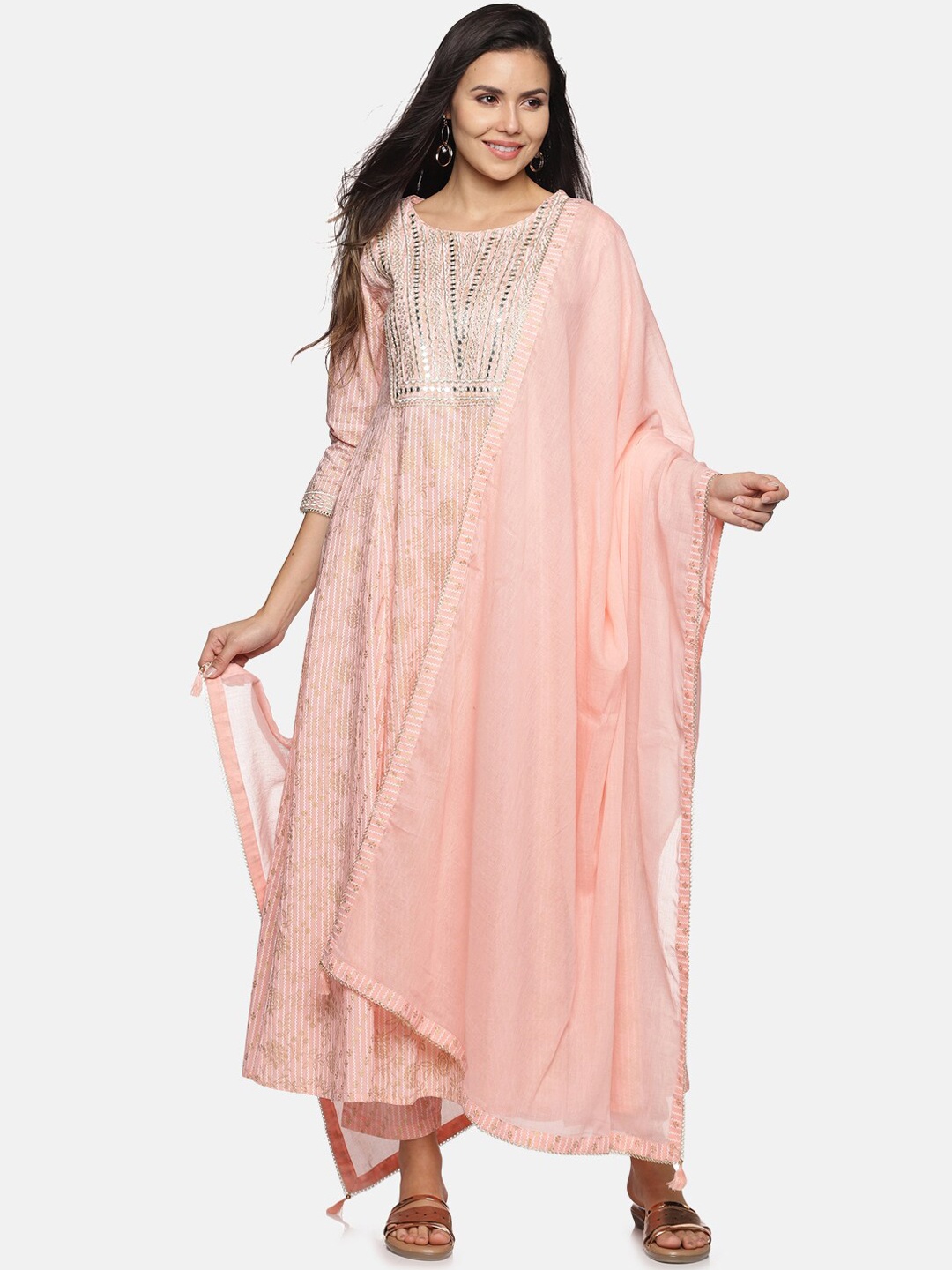 Palakh Women Pink Floral Yoke Design Print and Mirror Work Kurta with Trousers & Dupatta
Palakh Women Pink Floral Yoke Design Print and Mirror Work Kurta with Trousers & Dupatta