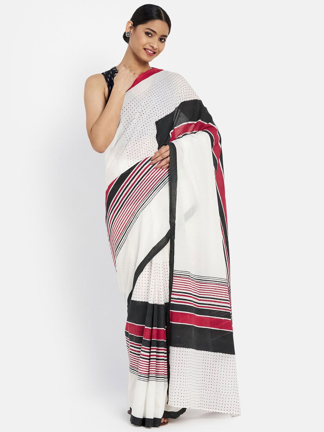 Fabindia FabBasic White & Black Striped Pure Cotton Ready to Wear Block Print Saree
Fabindia FabBasic White & Black Striped Pure Cotton Ready to Wear Block Print Saree