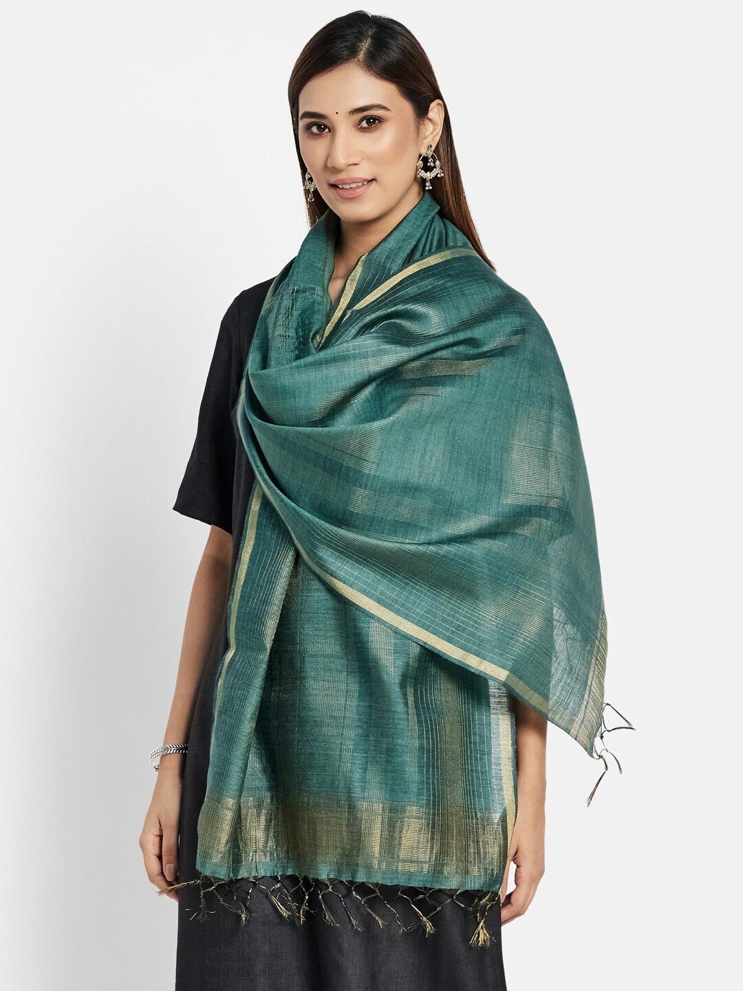 Fabindia Women Green & Gold-Toned Woven Design Stole