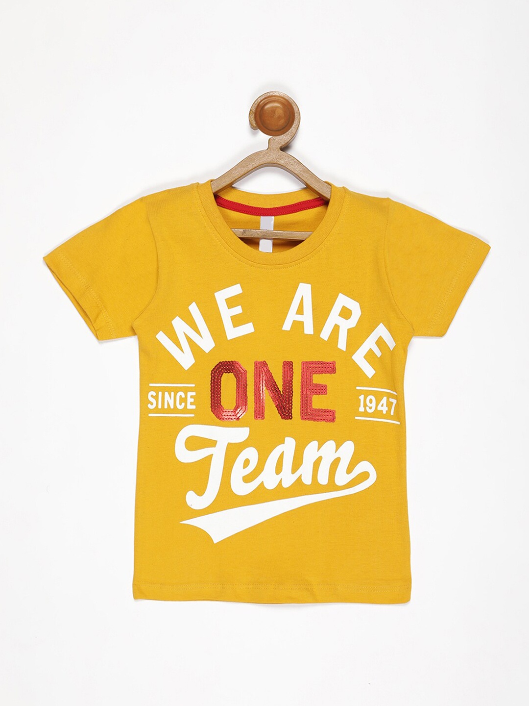 V2 Value & Variety Boys Mustard Yellow & spanish yellow Typography Printed Applique T-shirt
V2 Value & Variety Boys Mustard Yellow & spanish yellow Typography Printed Applique T-shirt
