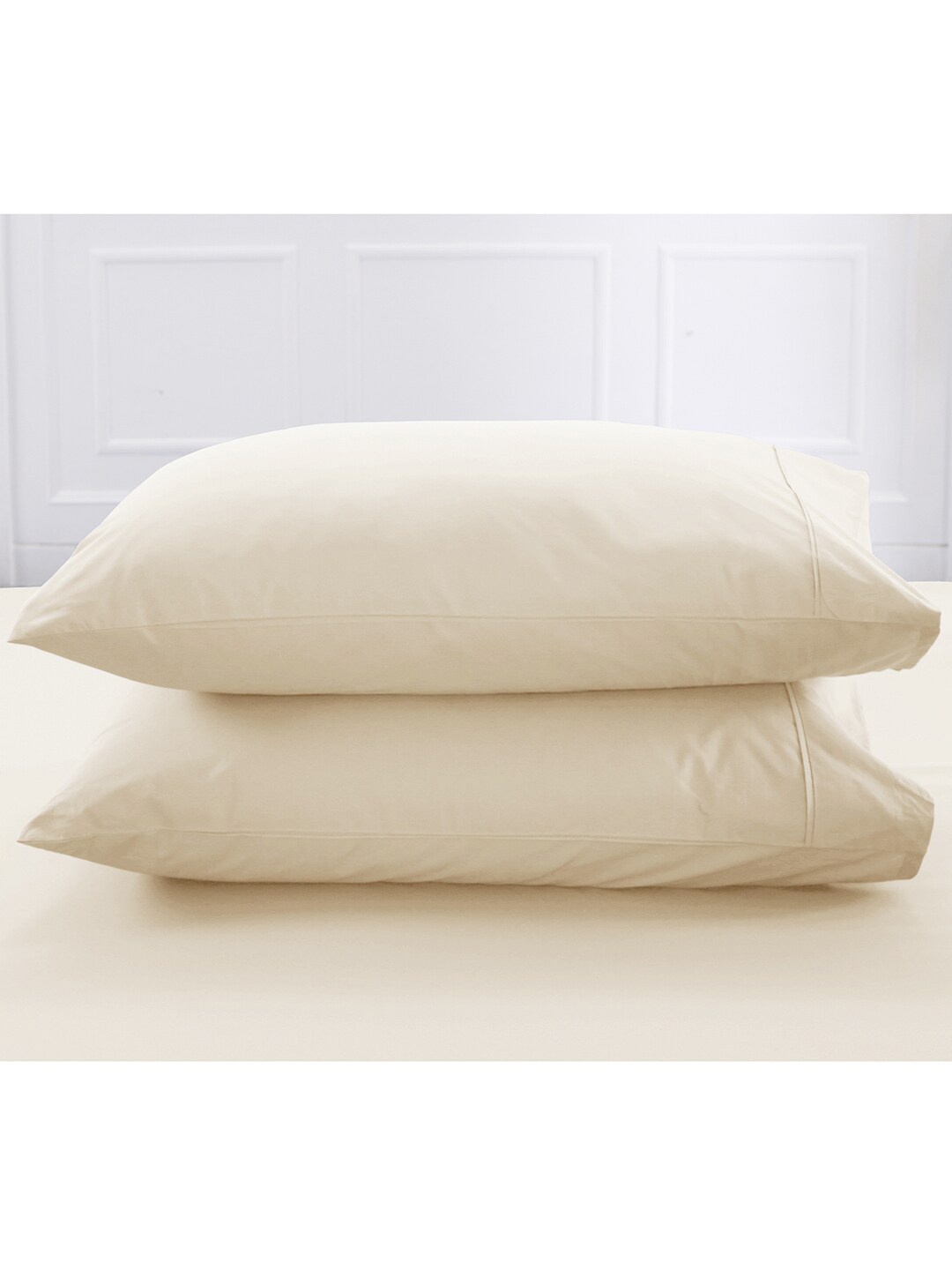 MASPAR Set Of 2 Beige Solid Pure Cotton 200 TC Standard Pillow Covers
MASPAR Set Of 2 Beige Solid Pure Cotton 200 TC Standard Pillow Covers