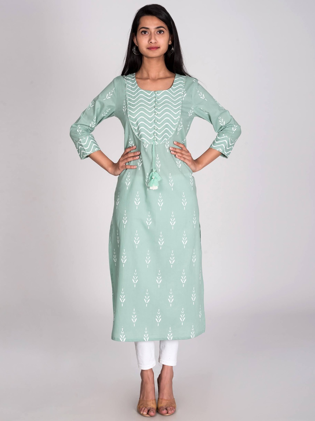 Swasti Women Green & jet stream Geometric Embellished Cold-Shoulder Sleeves Chikankari Floral Kurta
Swasti Women Green & jet stream Geometric Embellished Cold-Shoulder Sleeves Chikankari Floral Kurta