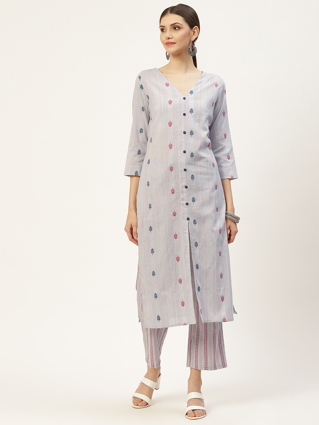 KBZ Women Grey & Pink Self Design Thread Work Pure Cotton Kurta with Trousers
KBZ Women Grey & Pink Self Design Thread Work Pure Cotton Kurta with Trousers