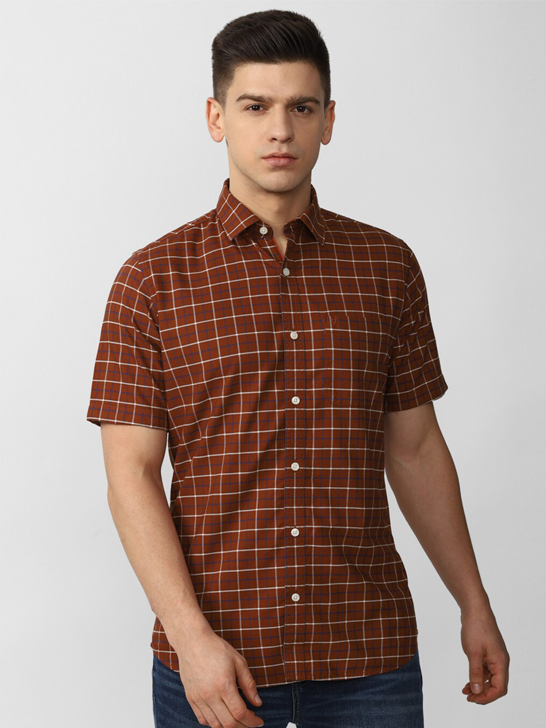 Van Heusen Sport Men Brown Slim Fit Checked Casual Shirt 
Van Heusen Sport Men Brown Slim Fit Checked Casual Shirt