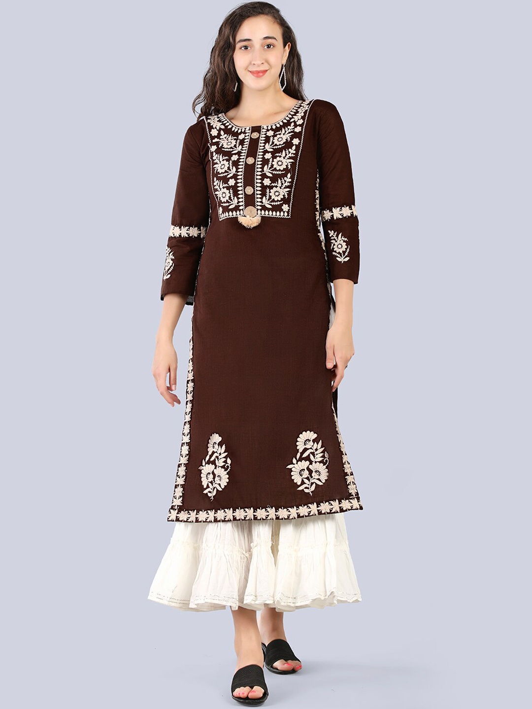 Pakiza Women Brown & tap shoe Ethnic Motifs Embroidered Thread Work Anarkali Kurta
Pakiza Women Brown & tap shoe Ethnic Motifs Embroidered Thread Work Anarkali Kurta