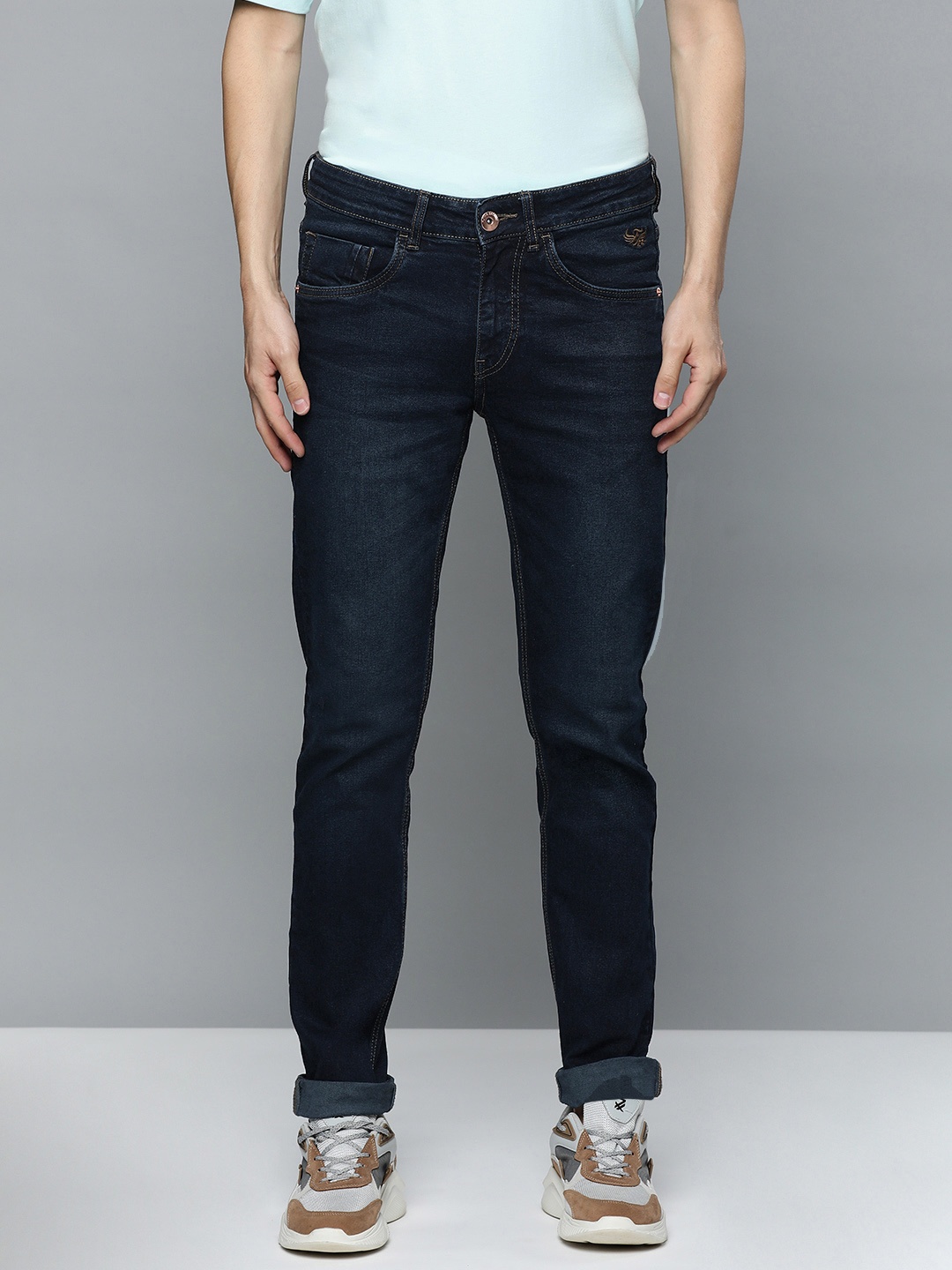 Flying Machine Men Navy Blue Jackson Skinny Fit Low-Rise Light Fade Stretchable Jeans
Flying Machine Men Navy Blue Jackson Skinny Fit Low-Rise Light Fade Stretchable Jeans