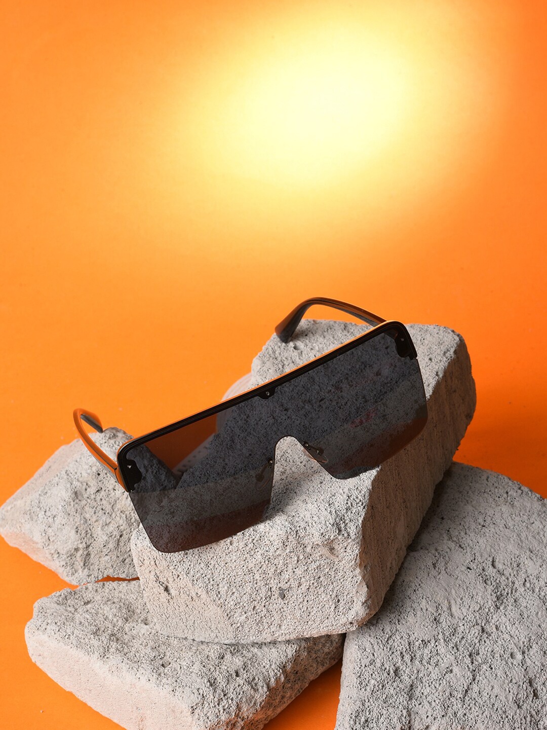 HAUTE SAUCE by Campus Sutra Women Black Lens & Black Oversized Sunglasses with UV Protected Lens
HAUTE SAUCE by Campus Sutra Women Black Lens & Black Oversized Sunglasses with UV Protected Lens