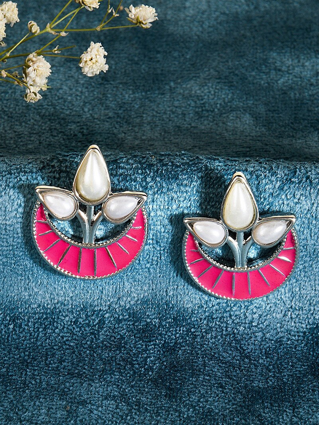 Accessorize Pink Geometric Studs Earrings 
Accessorize Pink Geometric Studs Earrings